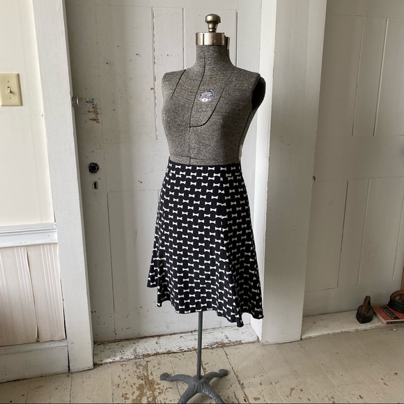 Kate Spade Silk Blend Flirty Flared Bowtie Skirt - Picture 6 of 15